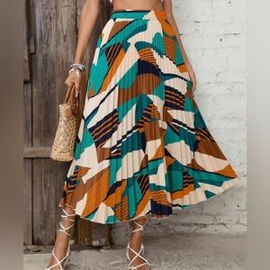 NWOT Multicolored Pleated Maxi Skirt Geometric Print High Waist Long Skirt, S